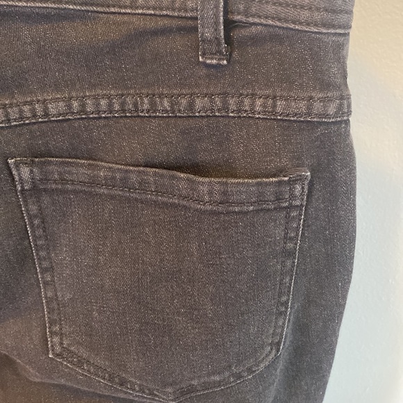 #27-Free People Jeans - Picture 9 of 10